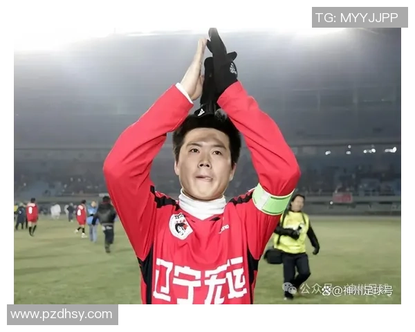 八十年代足球巨星风采回顾 探寻那个时代的辉煌与传奇 八十年代足球巨星风采回顾 探寻那个时代的辉煌与传奇